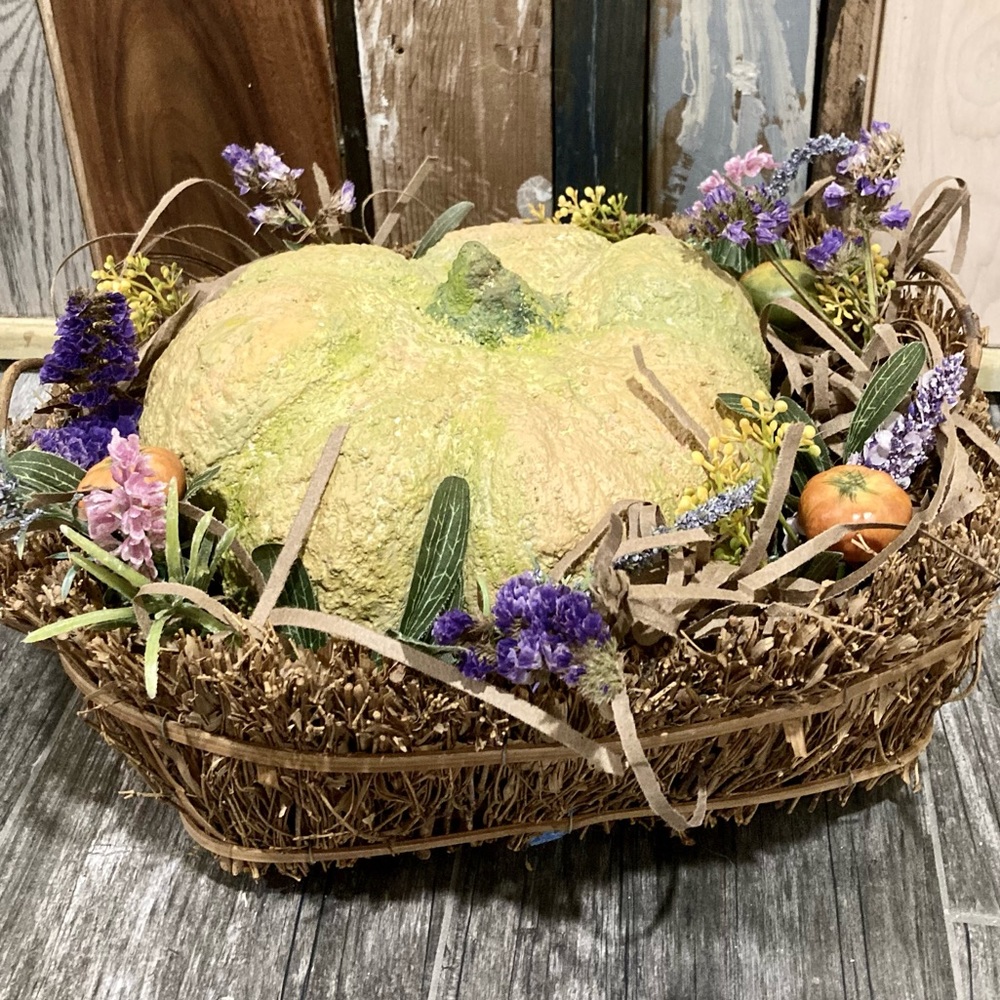 HANDMADE pumpkin and floral arrangement NWT! Fall, thanksgiving decor